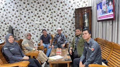Anggota Bawaslu Kabupaten Labuhanbatu Wahyudi S.Sos.MM saat wawancara KPU Kabupaten Labuhanbatu 